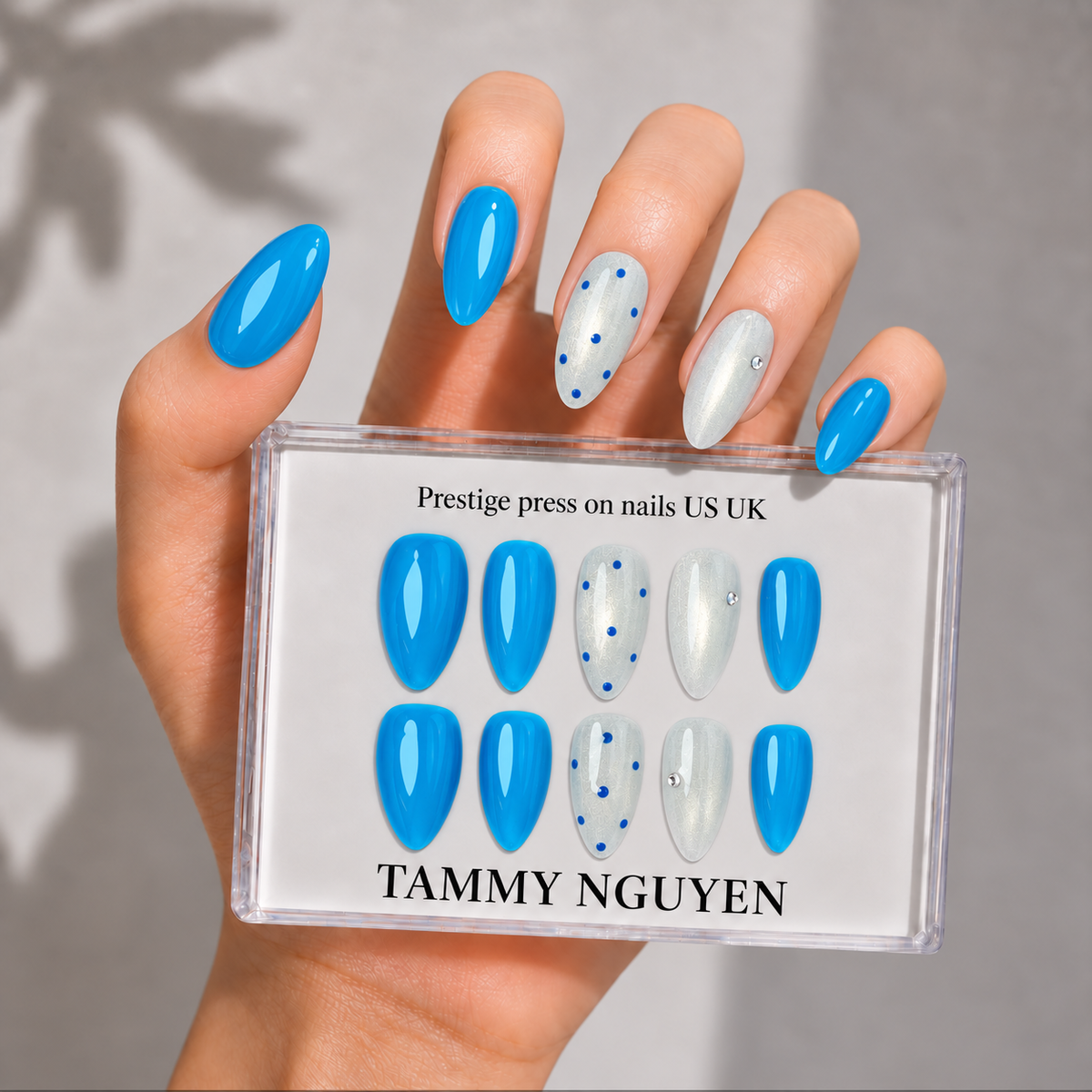 Press-on Nails Aqua Sparkle