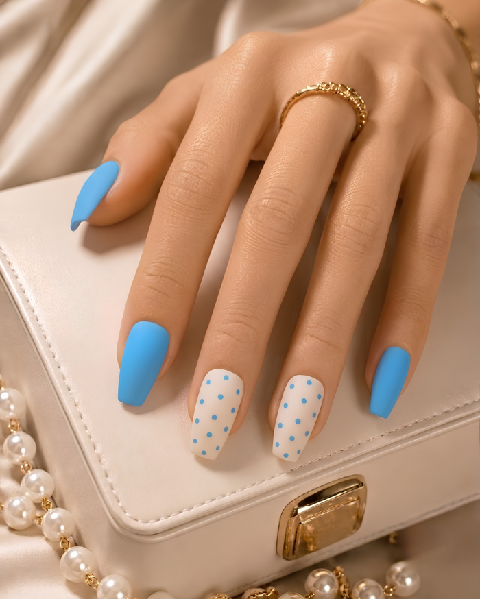Press-on Nails Poolside Dot